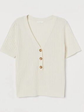 H&M woman  Cream Ribbed Knit Top Short Sleeve Button V-Neck Minimalist Size XL
